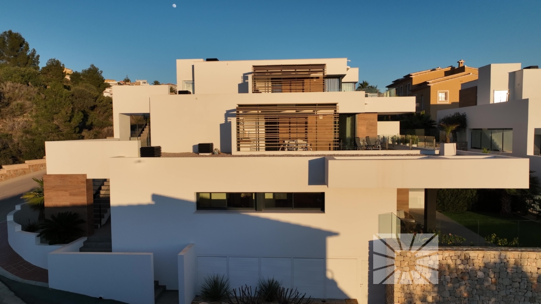 Do you want to invest in an apartment or are you looking for a second home in Costa Blanca?